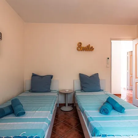 La Rosa - Piscine - - Clim - Parking *